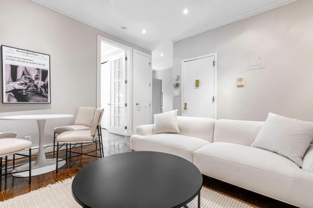 Gorgeous & Bright 3Bdr & 1Bth In Midtown Manhattan ニューヨーク エクステリア 写真