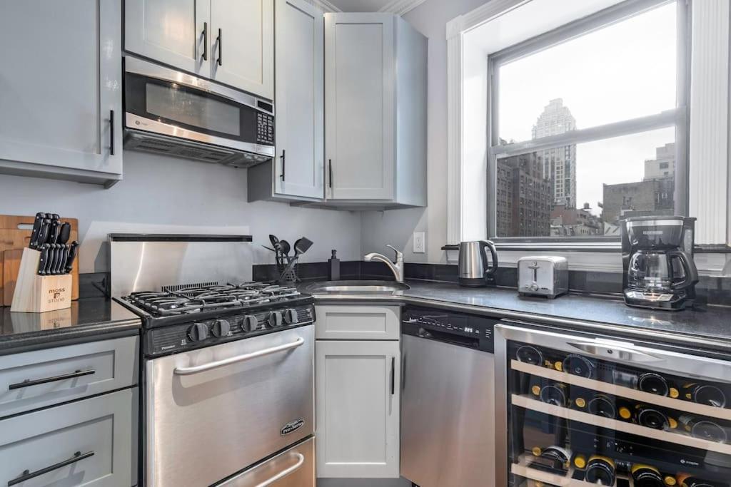 Gorgeous & Bright 3Bdr & 1Bth In Midtown Manhattan ニューヨーク エクステリア 写真