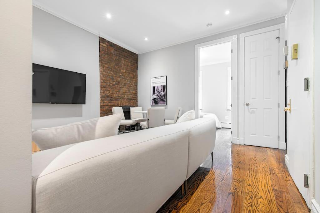 Gorgeous & Bright 3Bdr & 1Bth In Midtown Manhattan ニューヨーク エクステリア 写真